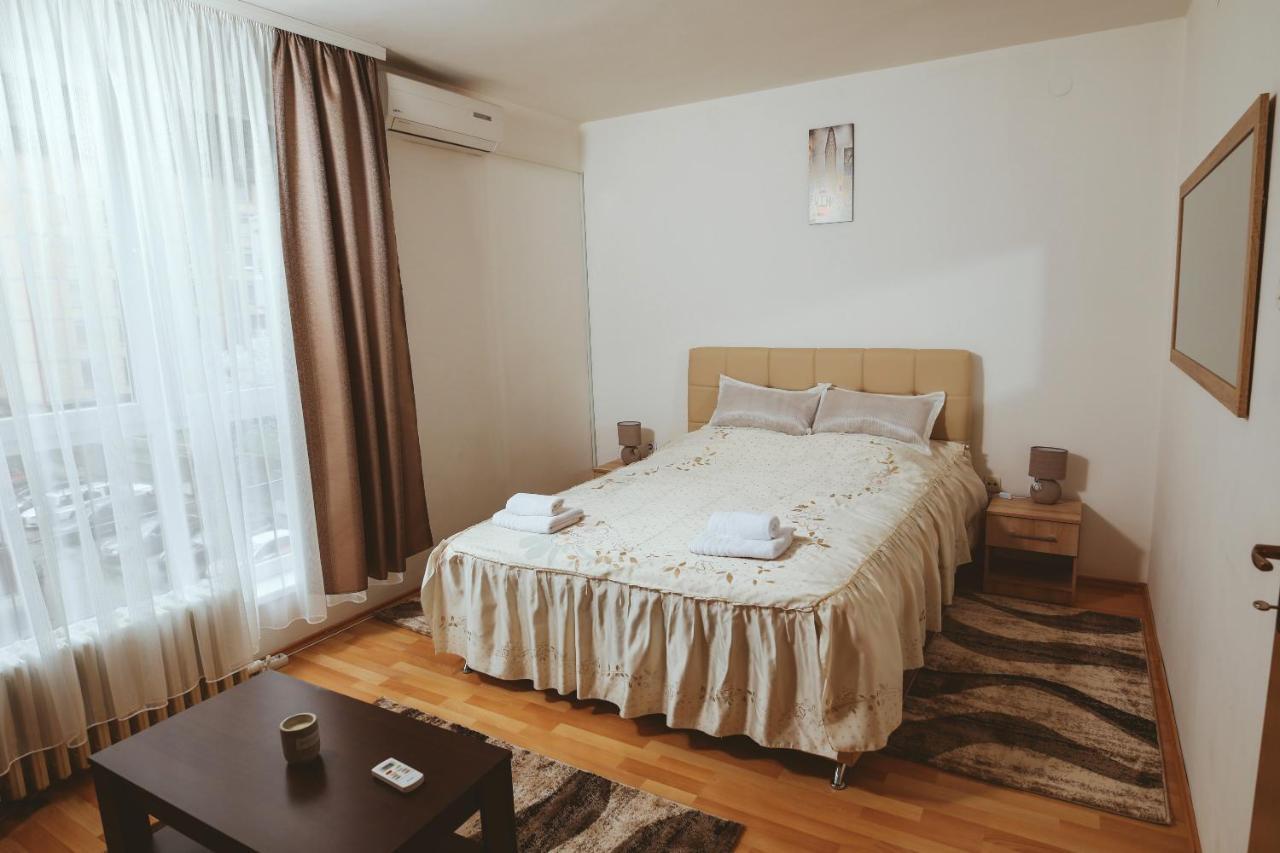 Apartman Centar 1 Μπάνια Λούκα Εξωτερικό φωτογραφία