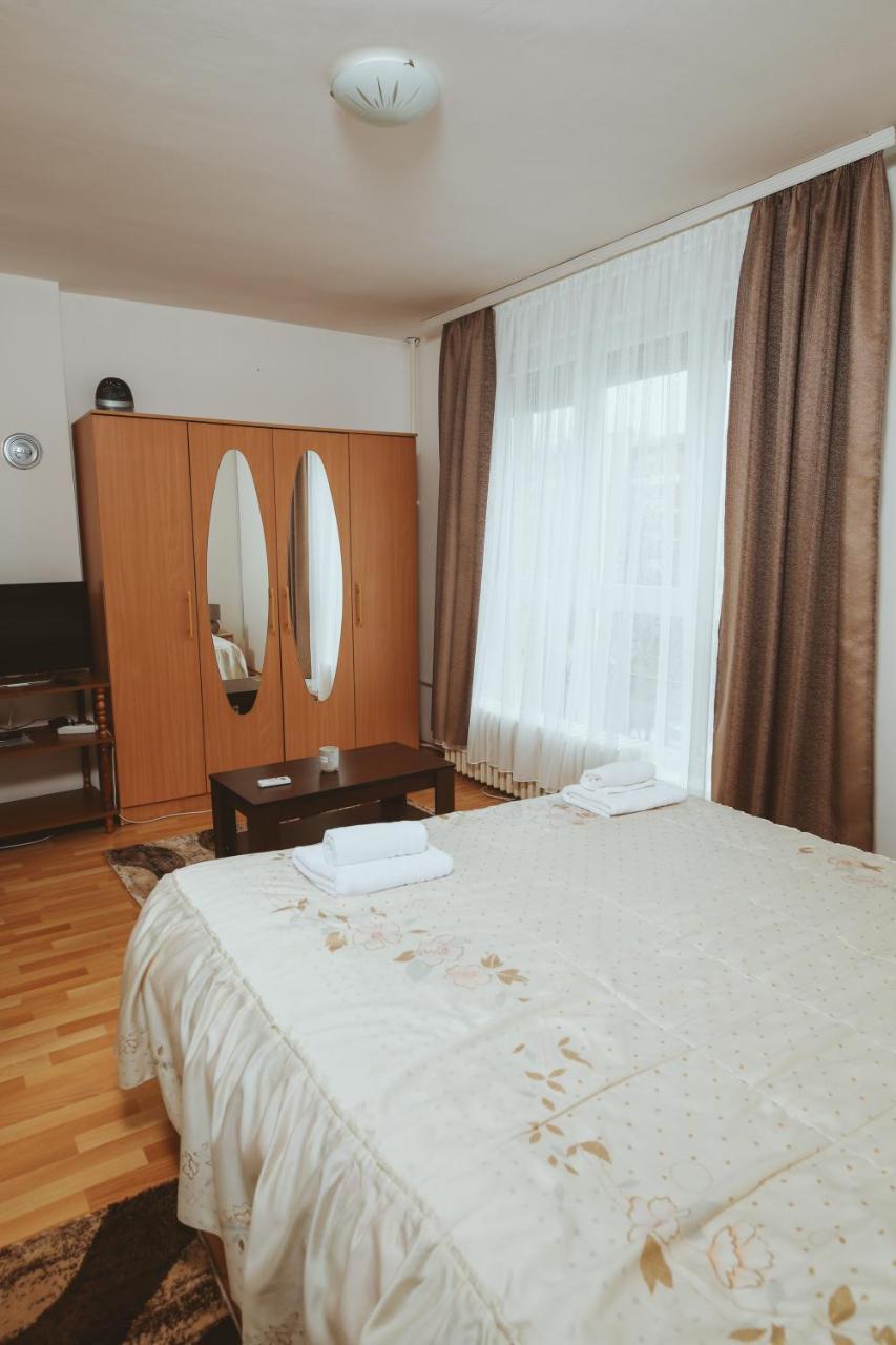 Apartman Centar 1 Μπάνια Λούκα Εξωτερικό φωτογραφία