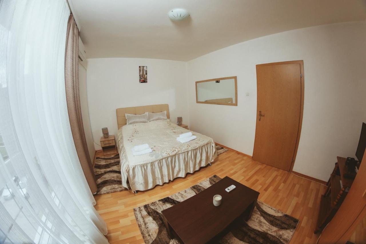 Apartman Centar 1 Μπάνια Λούκα Εξωτερικό φωτογραφία